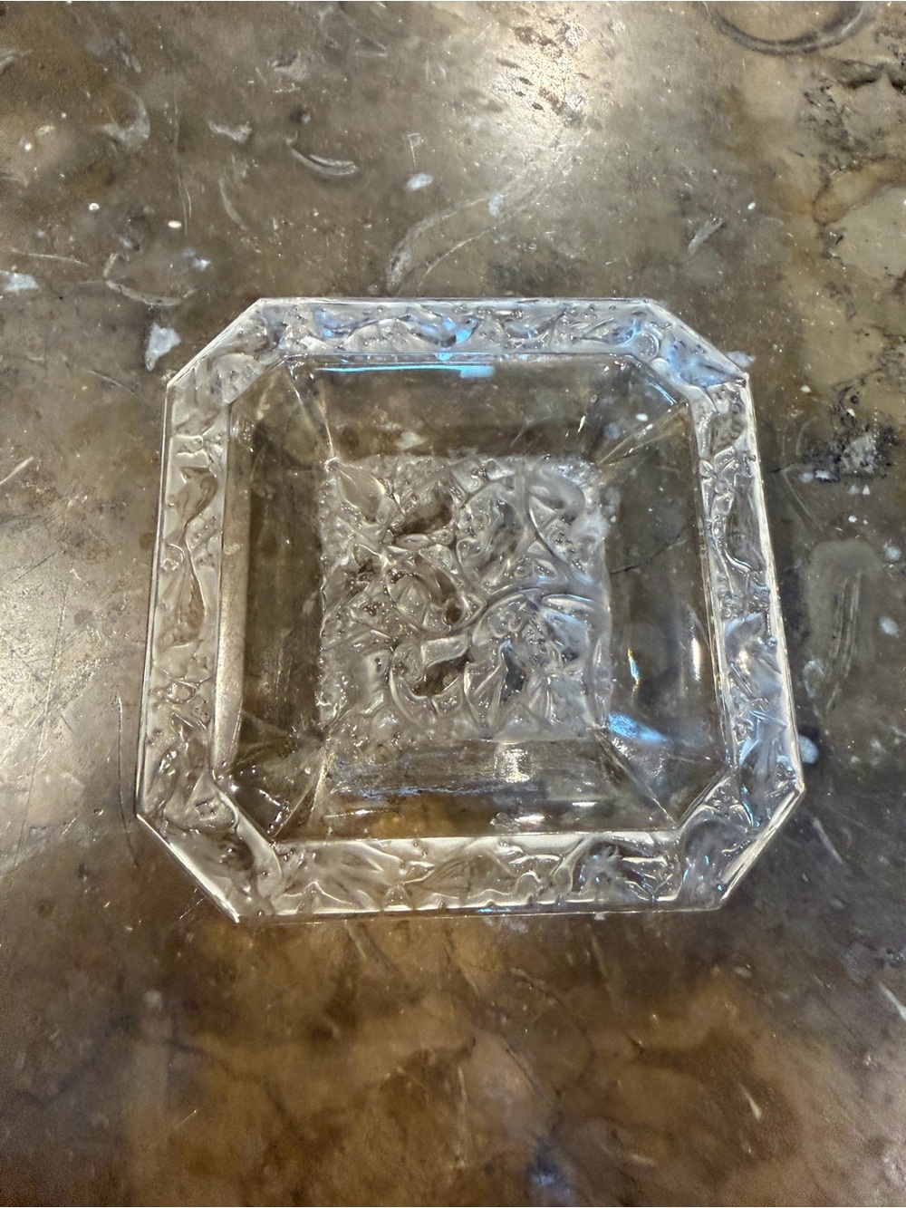 Lalique small square pin tray - Picture 3 of 6